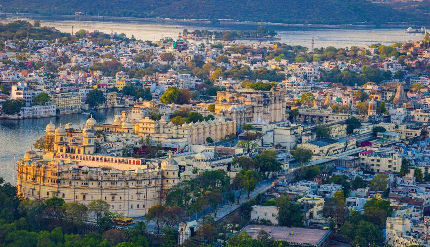 Udaipur: The City of Lakes and Palaces | Discover Stunning Architecture and Romantic Getaways in Rajasthan